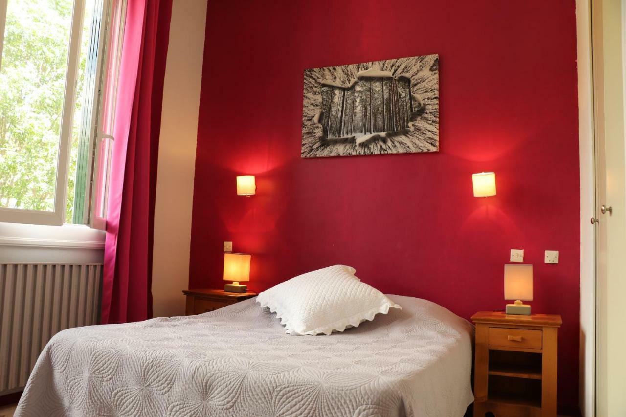 La Grande Eperviere Hotel Barcelonnette Room photo